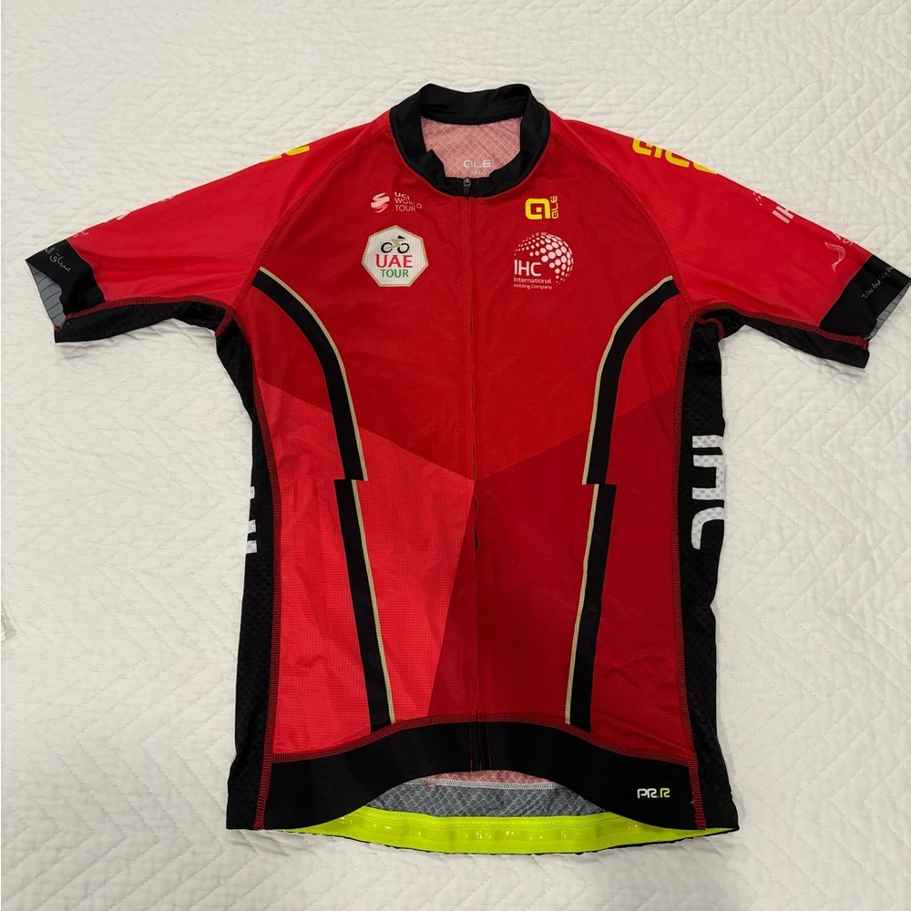 ALE MEN Cycling Jersey.NEW!! UAE Tour , UCI world tour. Dubai